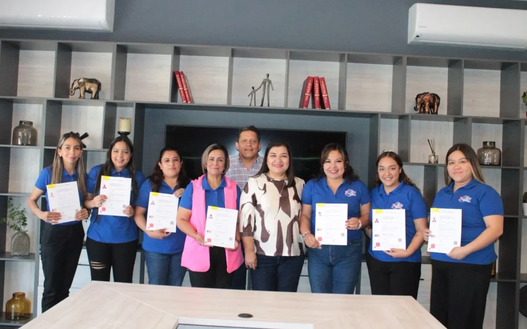 Certifican competencias laborales de las agentes educativas del DIF Municipal