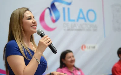 Entrega Melanie 76 lentes a niñas, niños y jóvenes, en alianza con United Way Chihuahua, Lear Corporation y DIF Municipal